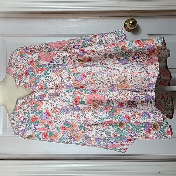 Jones New York Tops - Jones New York Floral Blouse